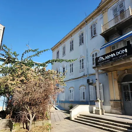 Alma Apartman Póla